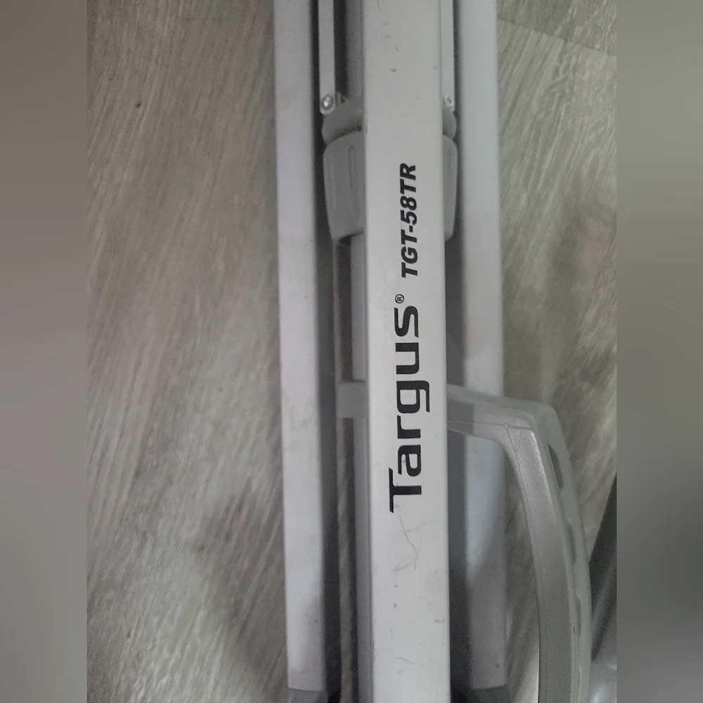 Targus floor standing camera tripod max 58